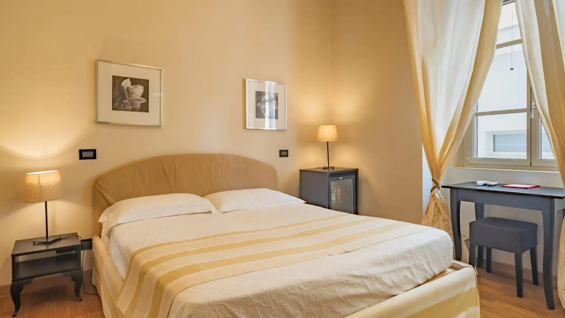 Hotel De La Plage Pietra Ligure