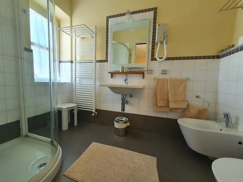 Hotel De La Plage Pietra Ligure