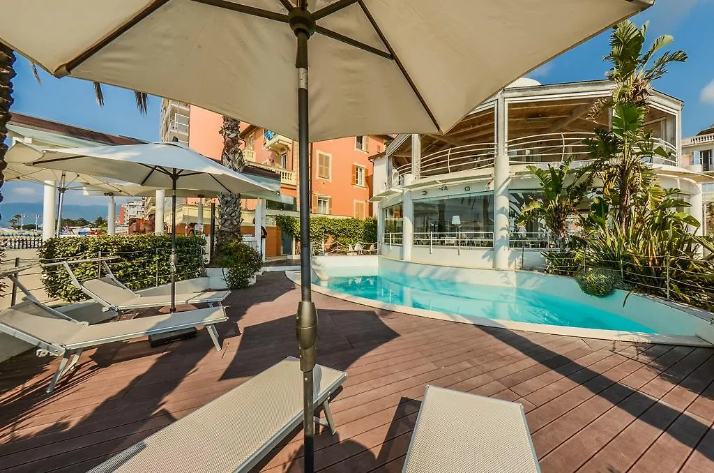 Hotel De La Plage Pietra Ligure Italy