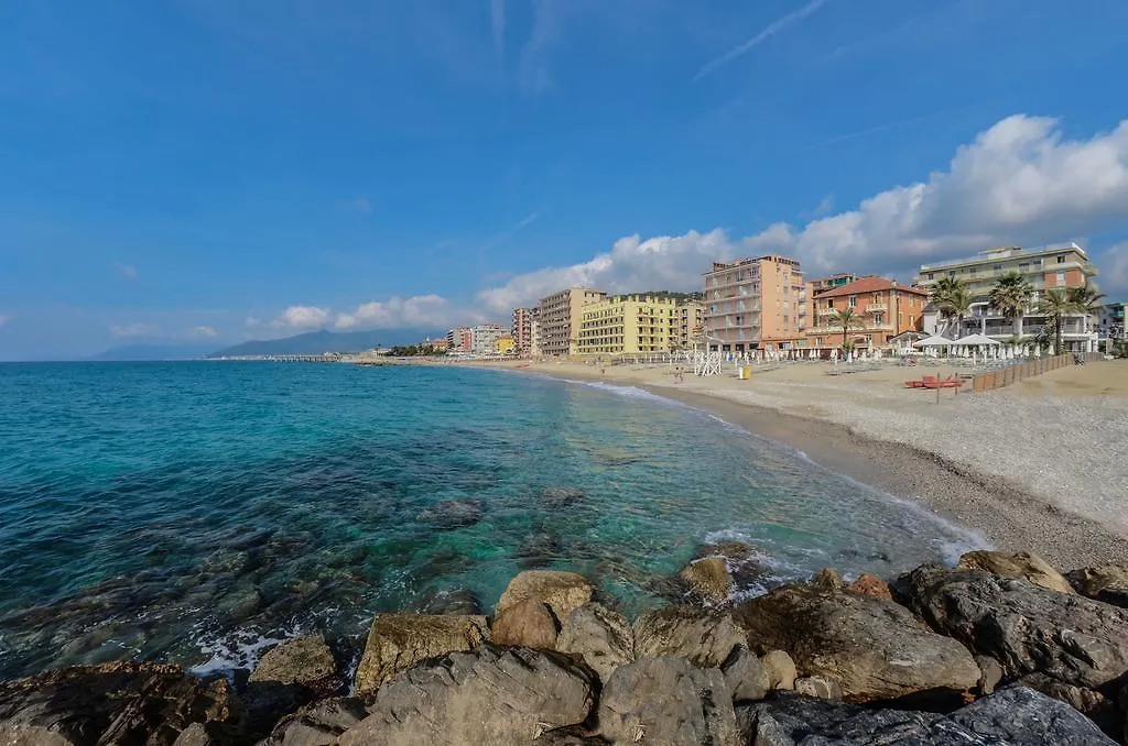 Hotel De La Plage Pietra Ligure